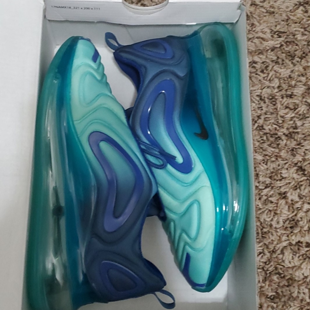 Nike Air Max 720